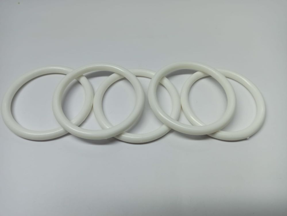 Plastik Halka 6 cm